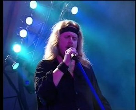 Lynyrd Skynyrd - Simple Man (LIVE)