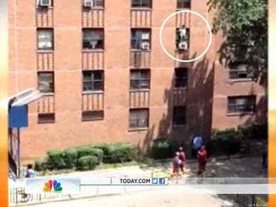 Fille de 7 ans saute du 3ième étage à Brooklyn