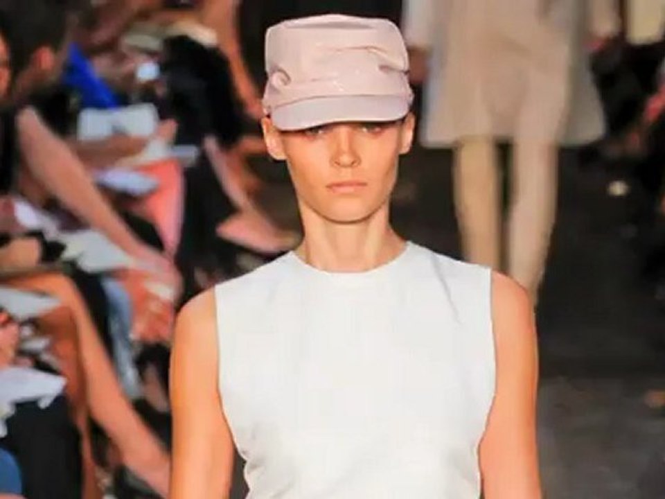 Fashion Week New York - Défilé Victoria Beckham printemps-été 2012