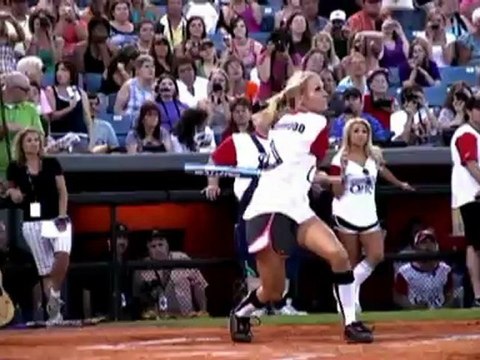 Carrie Underwood Makes a Splash in a Colourful Bikini