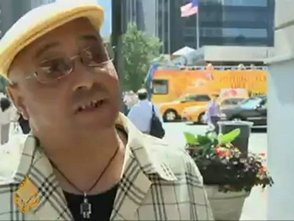 HSBC apologises over money laundering lapses