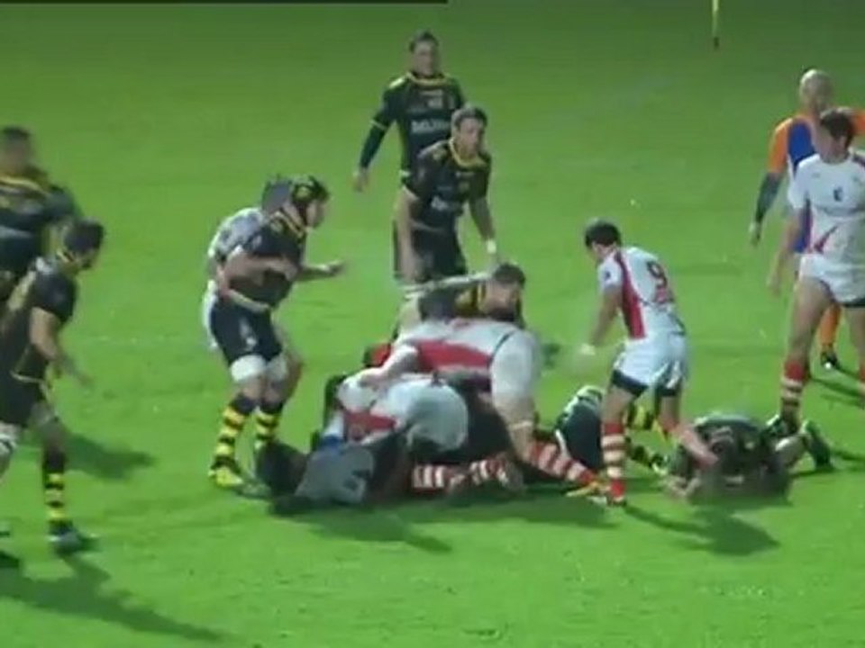 J11 - Tarbes - La Rochelle: 21-15