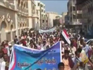 رفض الآف المتظاهرون اليمنيون للمبادرة الخليجيه