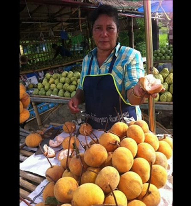 LG BH9220BW 1080W 3D Blu-ray Home Theater System Black Friday Deals