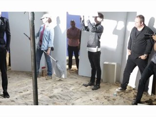 En backstage de la campagne Ermanno Scervino avec Dree Hemingway