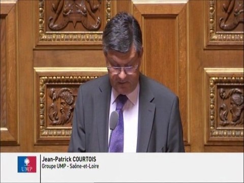 Jean-Patrick Courtois, Sénateur de la Saône-et-Loire : Autorisation d'exploitation commerciale