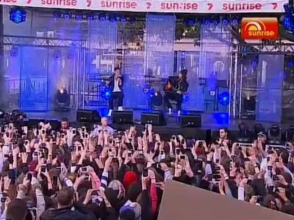 Justin Bieber performs live on Australian breakfast TV
