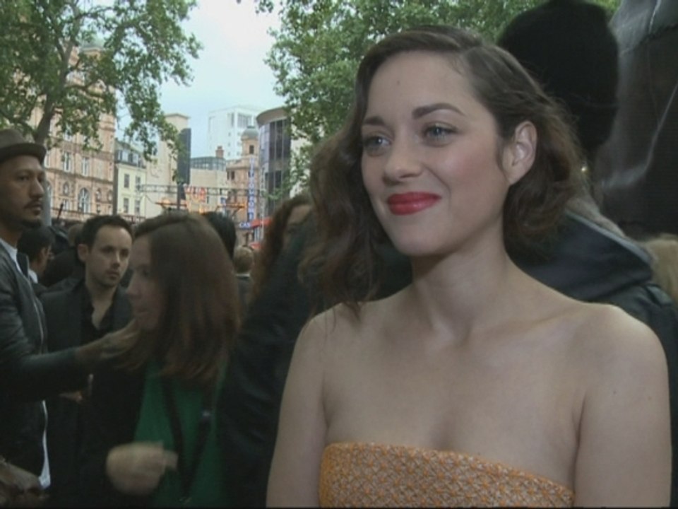 Dark Knight Rises premiere: Marion Cotillard interview