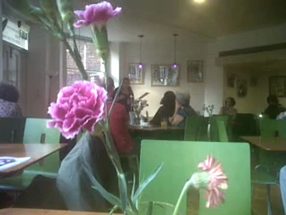 VID-20120718-00340