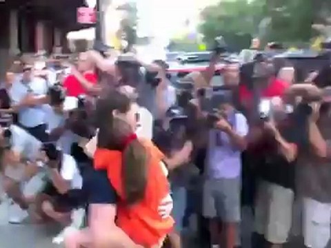 Tom Cruise Reunites with Suri