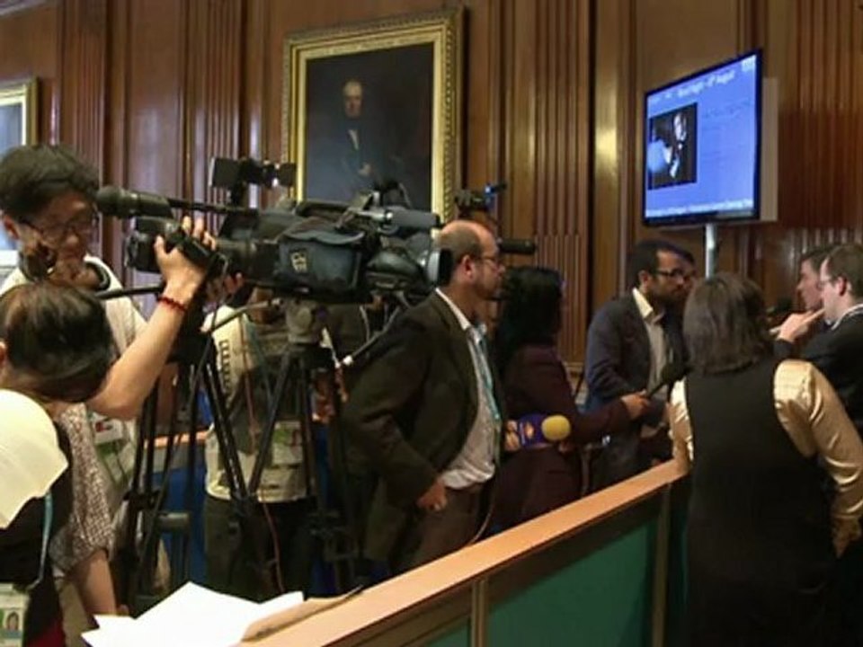 Britain puts 2,000 more troops on standby for Olympics