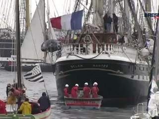 Les Tonnerres de Brest 2012 : Départ du Belem vers Dournenez