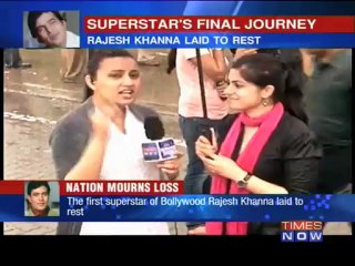 Bollywood's first superstar Rajesh Khanna cremated
