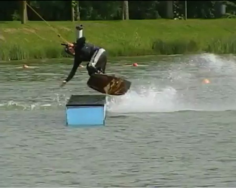 cable park et wakeboard a moncontour dans la vienne