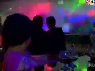 Nhung Co Nang Doc Than Lam Me - Tap 26