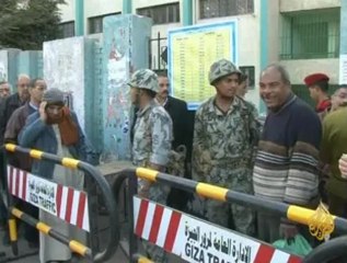 تواصلة عمليات الاقتراع بجولة الاعادة في الجيزة