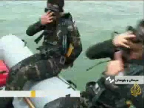 مناورات عسكرية إيرانية في مضيق هرمز