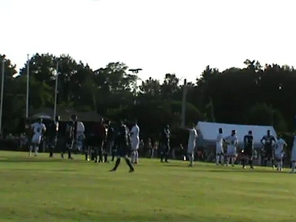 Coup franc non cadré de B. Trémoulinas - Girondins33.com