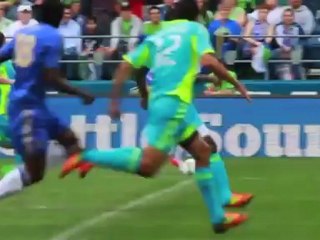 Eden Hazard anota su primer gol con el Chelsea