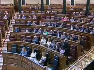 Rajoy  y Zapatero se enfrentan a cuenta de los impuestos
