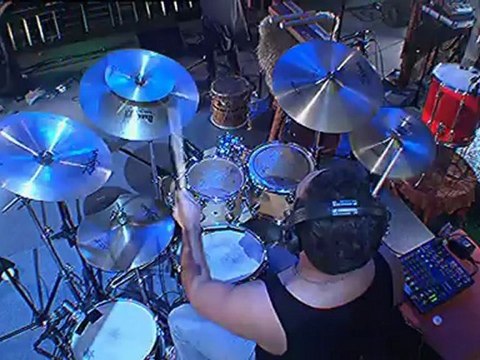 Crystal Fighters - At Home - Gaztea live