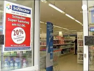 Neckermann joins stricken retailers