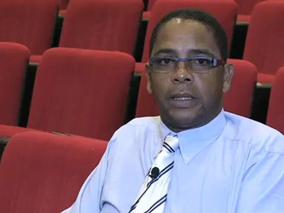 Assemblée générale du Réseau rural français du 5 juillet 2012 à Paris José MAURICE, Président Commission agriculture - Conseil régional Martinique - Référent Réseau rural Martinique