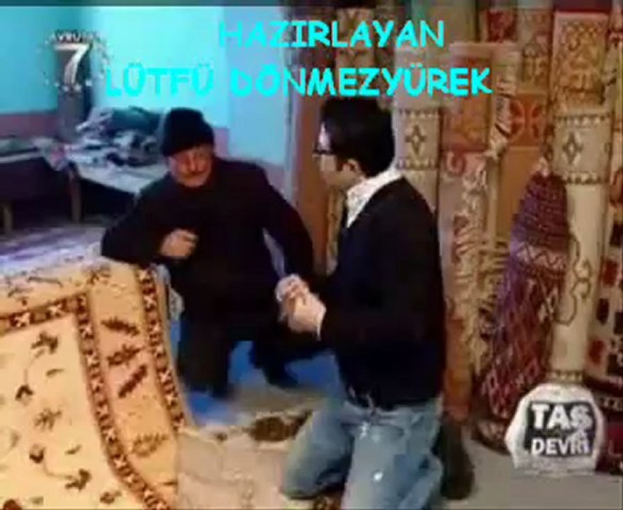 Atilla Taş ingiliz turiste  ucan hali satiyor-kayit lütfü dönmezyürek