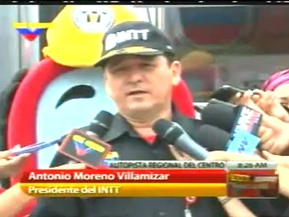 (VÍDEO) Presentan unidad móvil para trámite de licencias de conducir