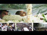 Rajesh Khanna's Funeral -  Fans Bid Goodbye !