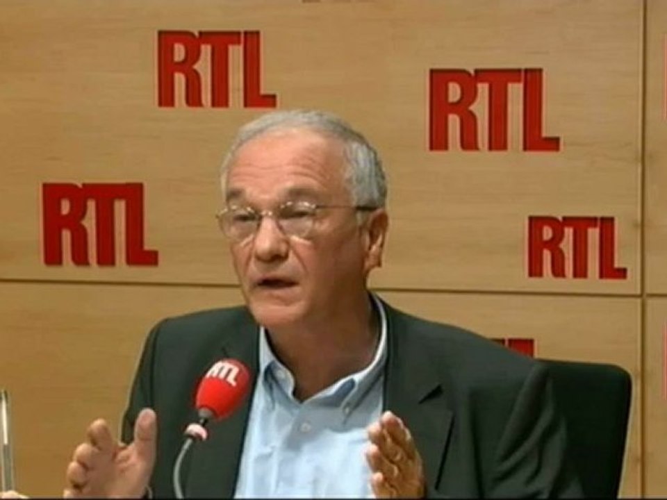 Gilles Carrez, député UMP du Val-de-Marne, prés...