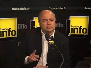 Bruno Le Roux : "Certaines personnes dans notre pays s'étaient habituées à ne plus contribuer à l'impôt"