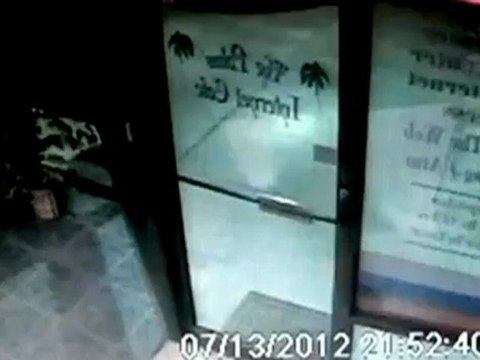 Pensioner shoots at armed robbers in Florida