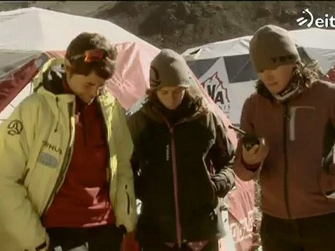 El Conquistador del Aconcagua 2011- La llamada de Juanito Oiarzabal
