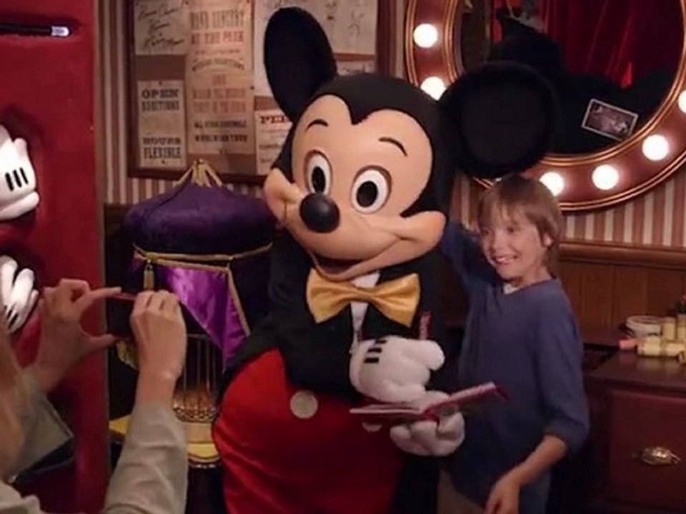 William Robquin dans Rencontre avec Mickey Mouse - 20ème anniversaire Disneyland® Paris