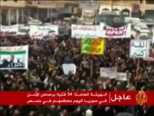 السوريون يتظاهرون في جمعة المقاومة الشعبية