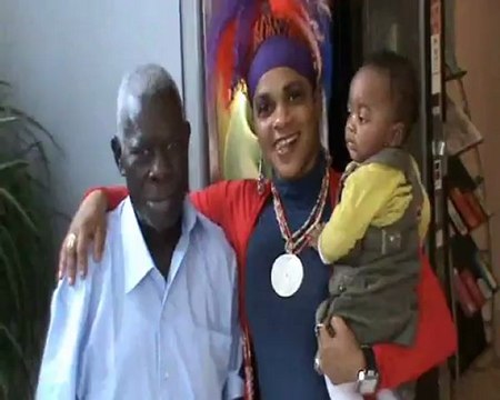 La poetesse Nathy Ebriet & son pere Ossebi Oko politicien Congo