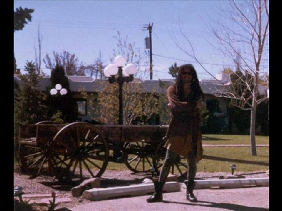 Jean Michel Byron - Leona