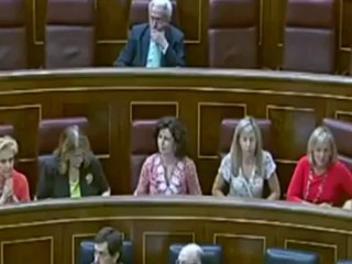 Rifirrafe entre Montoro y Rosa Díez por los "vagos" de los funcionarios