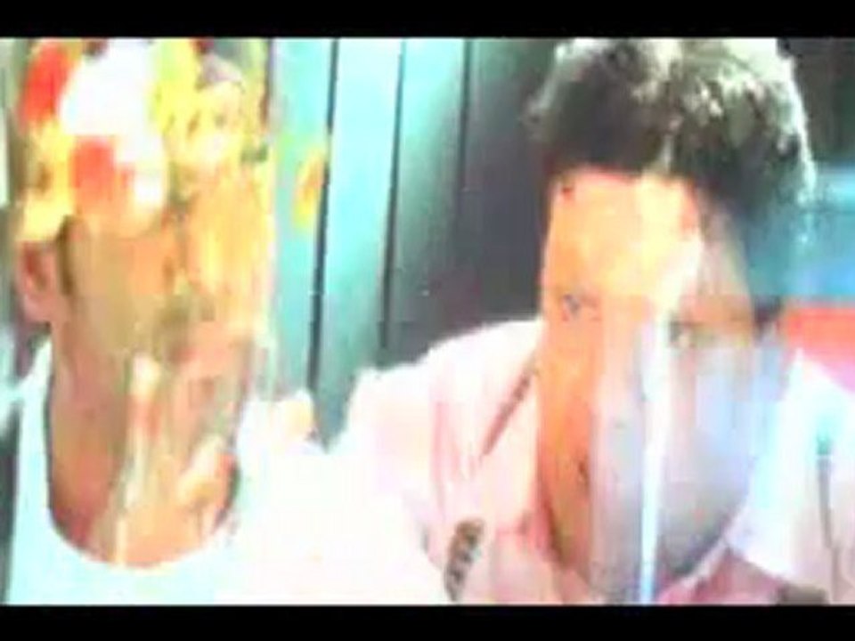 Mere Dost Picture Abhi Baki Hai (2012) Scam Watch Online By DesiTvForum.Net Part1