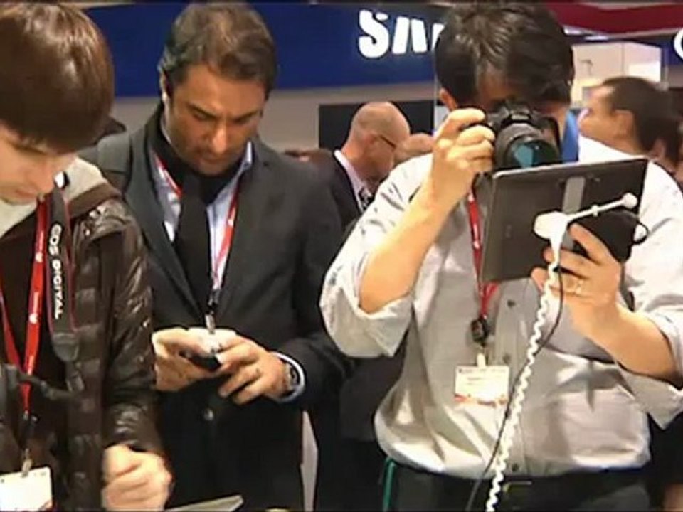 MWC: LG Optimus 3D y LG Optimus Pad, smartphone y tablet 3D de LG