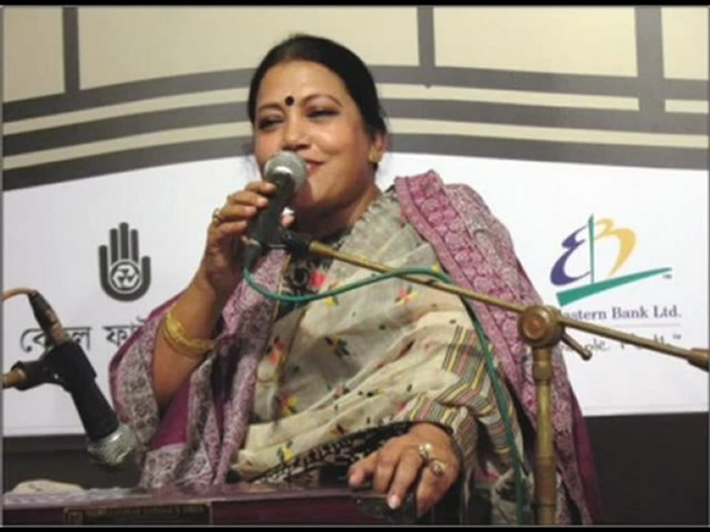 ⁣Farida Parvin - Jaat Gelo Jaat Gelo Bole- Lalon Geeti