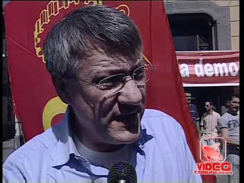 Pomigliano (NA) - Lavoratori FIOM mettono in mora la Fiat (10.07.12)