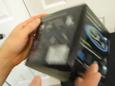 ASUS EA-N66 Multi Function Wireless Network Adapter Unboxing & First Look Linus Tech Tips