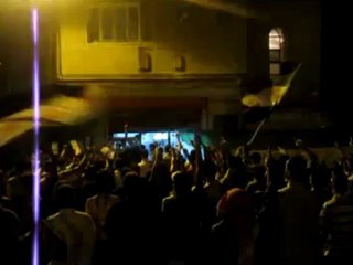 下载视频: Syria  فري برس حمص الصامدة أحرار الوعر القديم مسائية أول أيام رمضان 20 7 2012 ج1 Homs