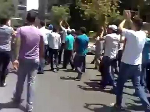 Syria فري برس دمشق مظاهرة من جامع حمزة والعباس لأول مرة 20 7 2012 Damascus