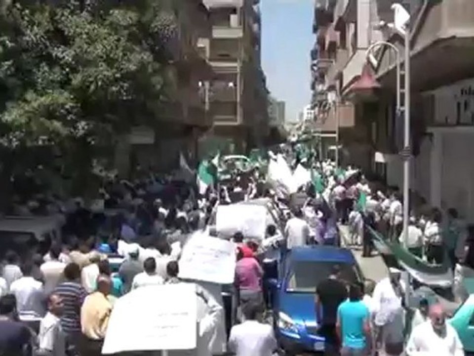 فري برس حمص حي الملعب جمعة رمضان النصر سيكتب في دمشق  زينو المرجة   20 7 2012 Homs