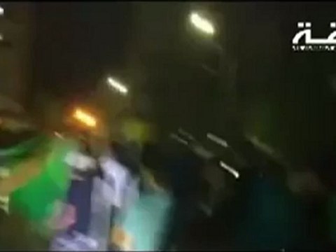 Syria فري برس الرقة مسائية الحديقة المرورية بمشاركة الحرائر 18 7 2012 ج2 ALrakka