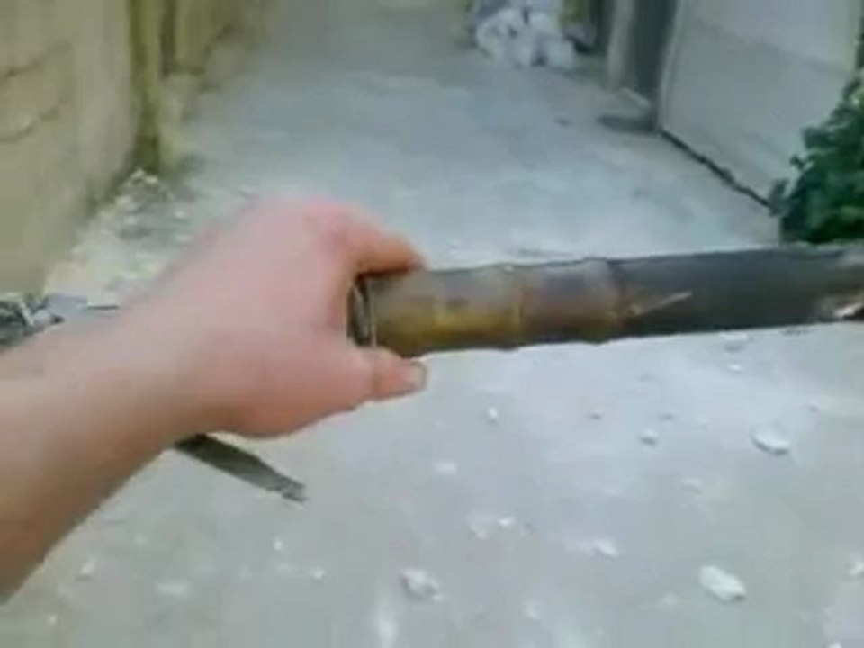 Syria فري برس  ريف دمشق عربين آثاار القصف العشوائي على المدينة 17  7  2012  ج2 Damascus