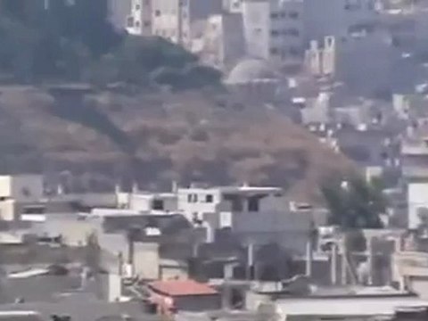 Syria فري برس حماه المحتلة قصف من قلعة حماه الاثرية 16 7 2012 Hama